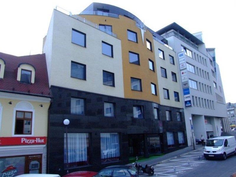 President Hotel Bratislava Luaran gambar