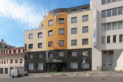 President Hotel Bratislava Luaran gambar